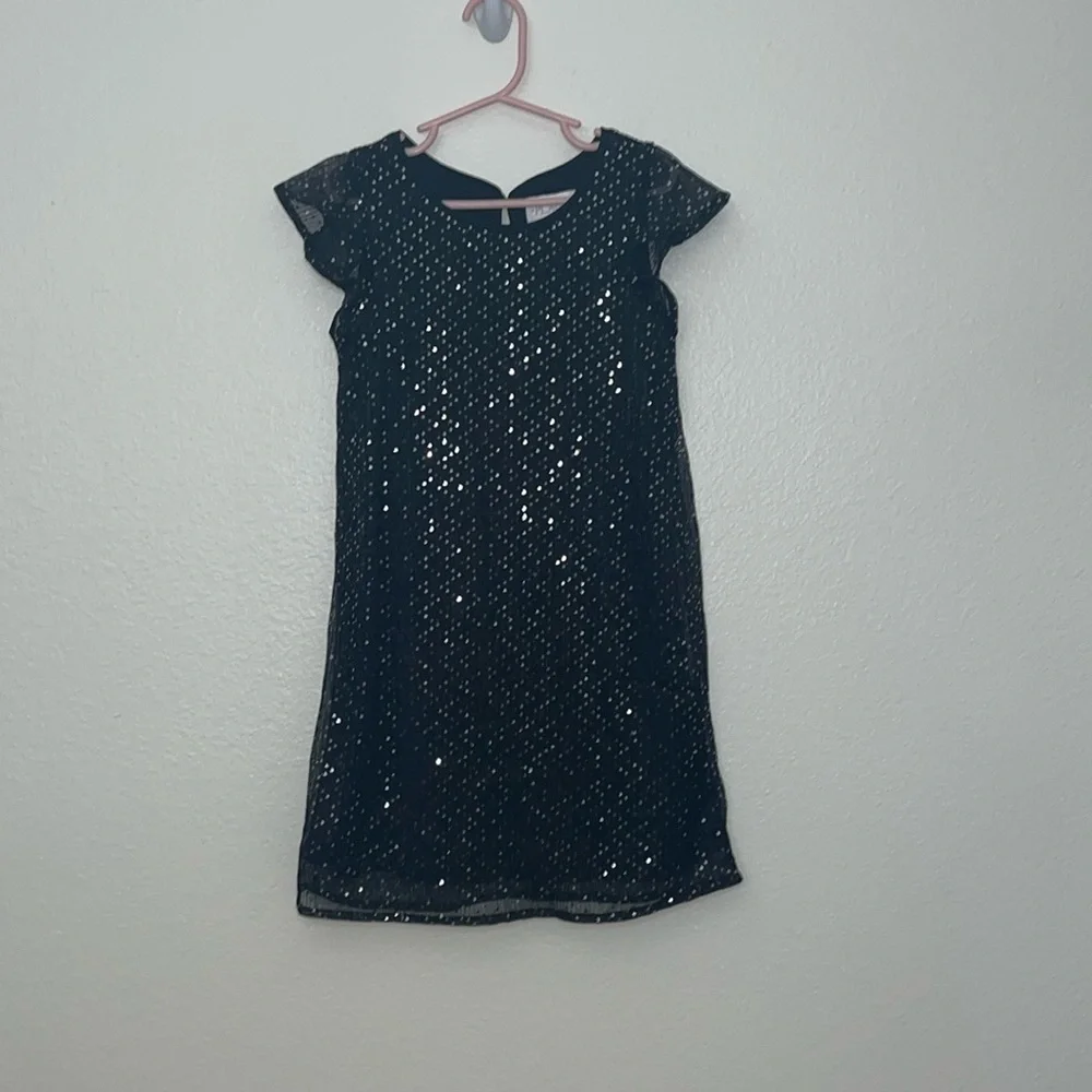 The Children’s Place Girls Sequin Shift Dress - Black 5/6